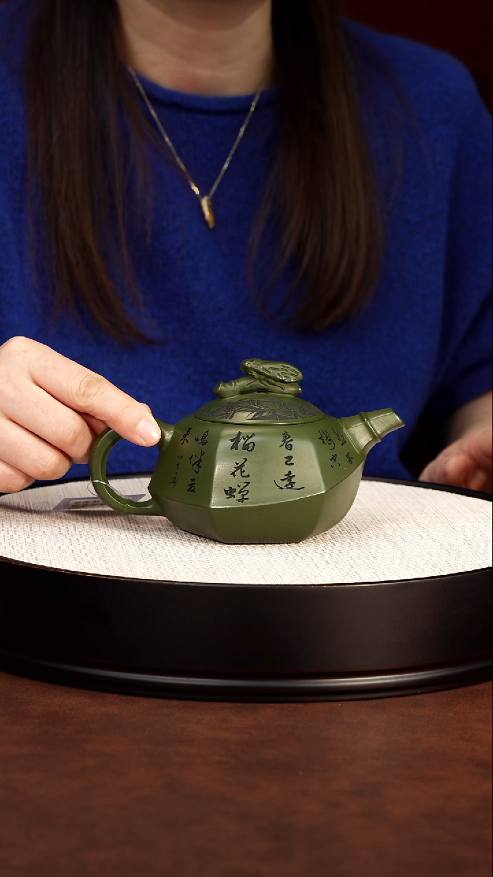 茶壶紫砂一鸣惊人绿泥
