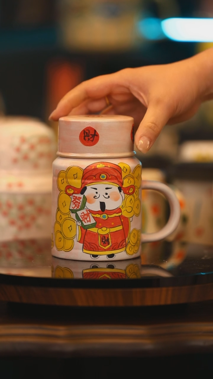 【闪购商品】摆件景德镇高温釉下彩绘设计师款