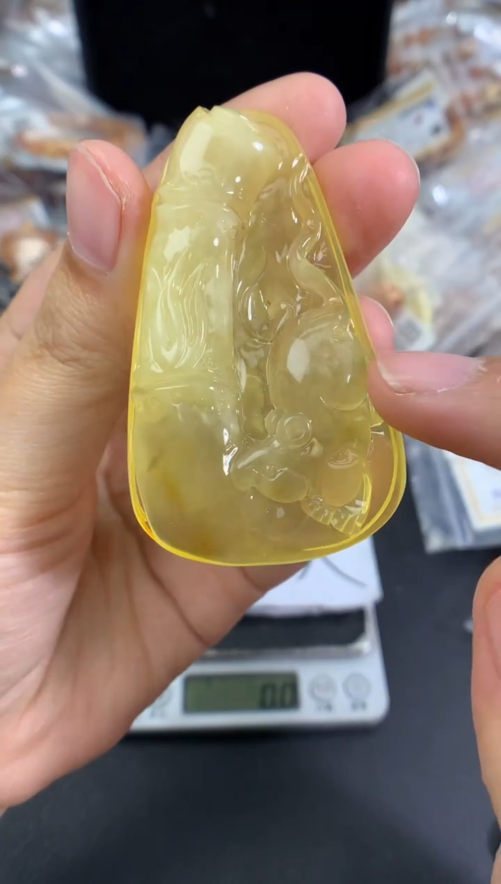 蜜蜡未镶嵌珠宝奇石1