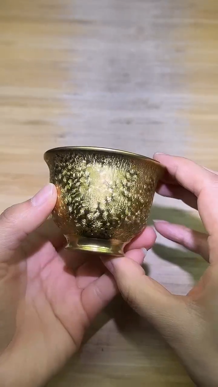 茶盏茶盏888888888888铃铛金