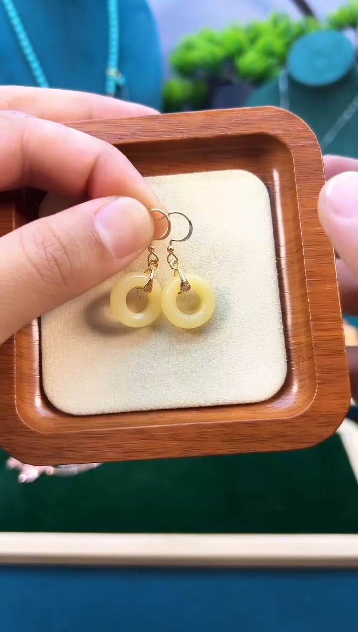 翡翠14K金镶嵌耳饰E441       