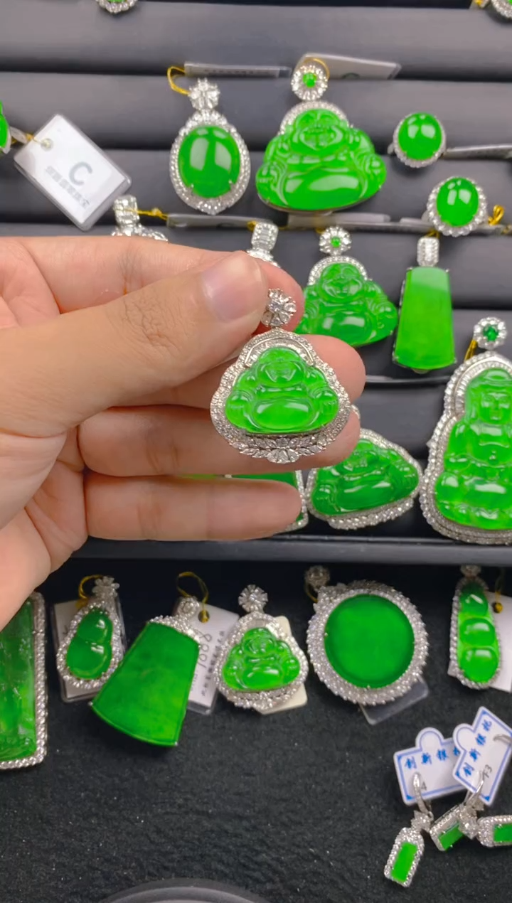 【闪购商品】翡翠颈饰银S925镶嵌11111111