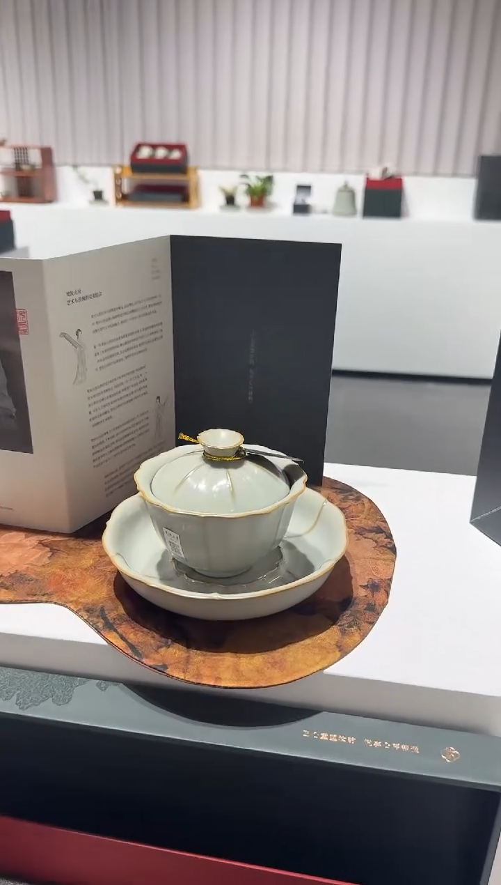 【闪购商品】小乔推荐如图所示