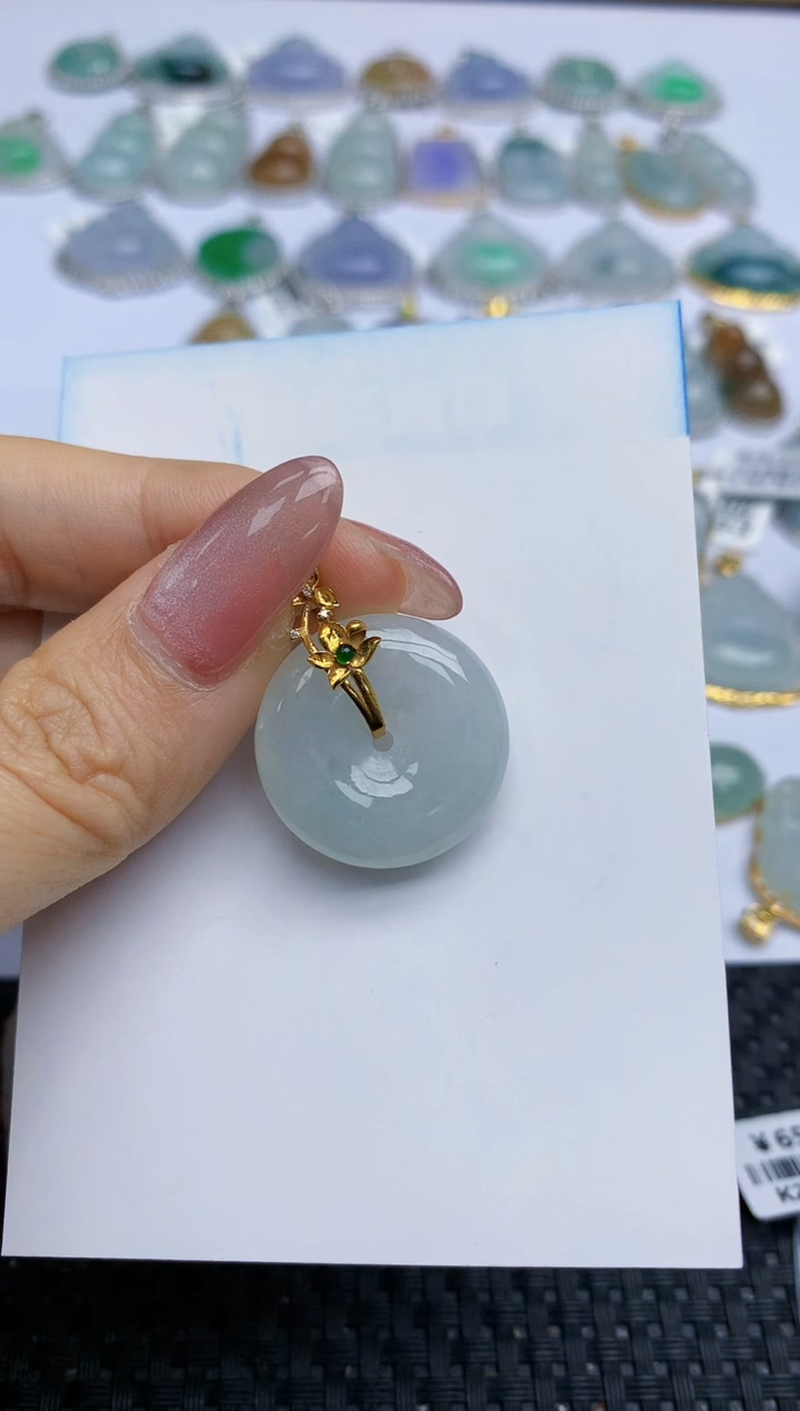 【闪购商品】翡翠挂件18K金镶嵌天然翡翠A货