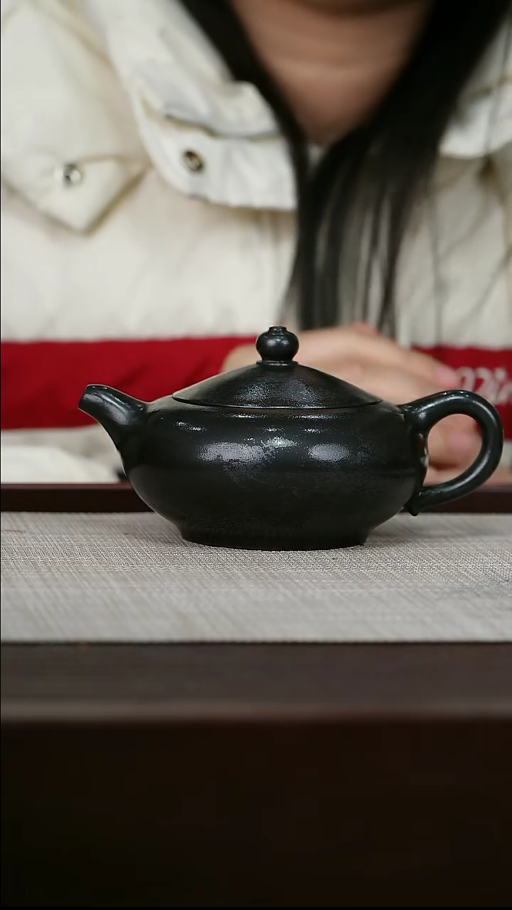 【闪购商品】宜兴原矿紫砂壶茶壶230C