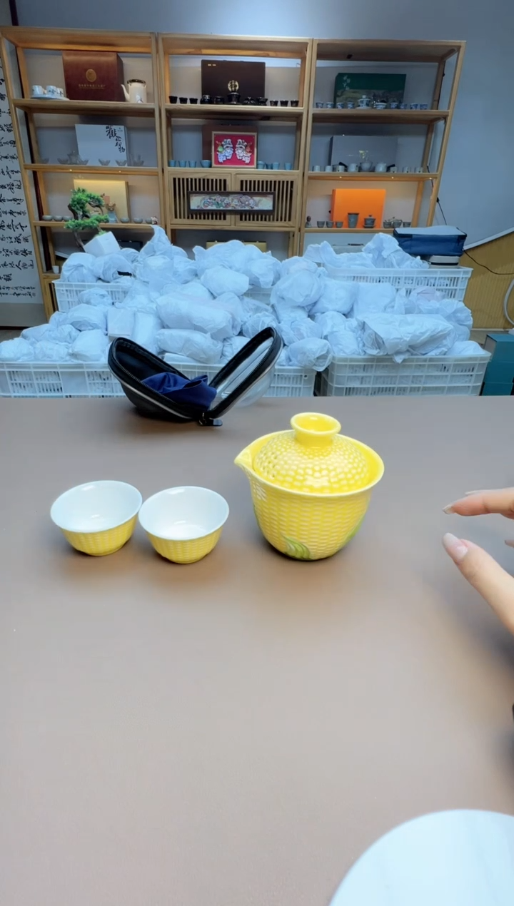 【闪购商品】摆件瓷制品S1111111111111