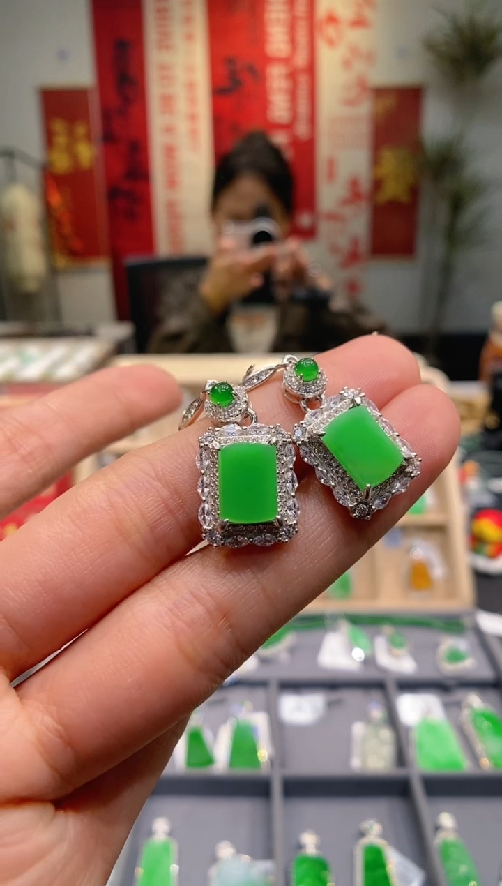 【闪购商品】翡翠吊坠(不含链)银S925镶嵌无事牌耳钩