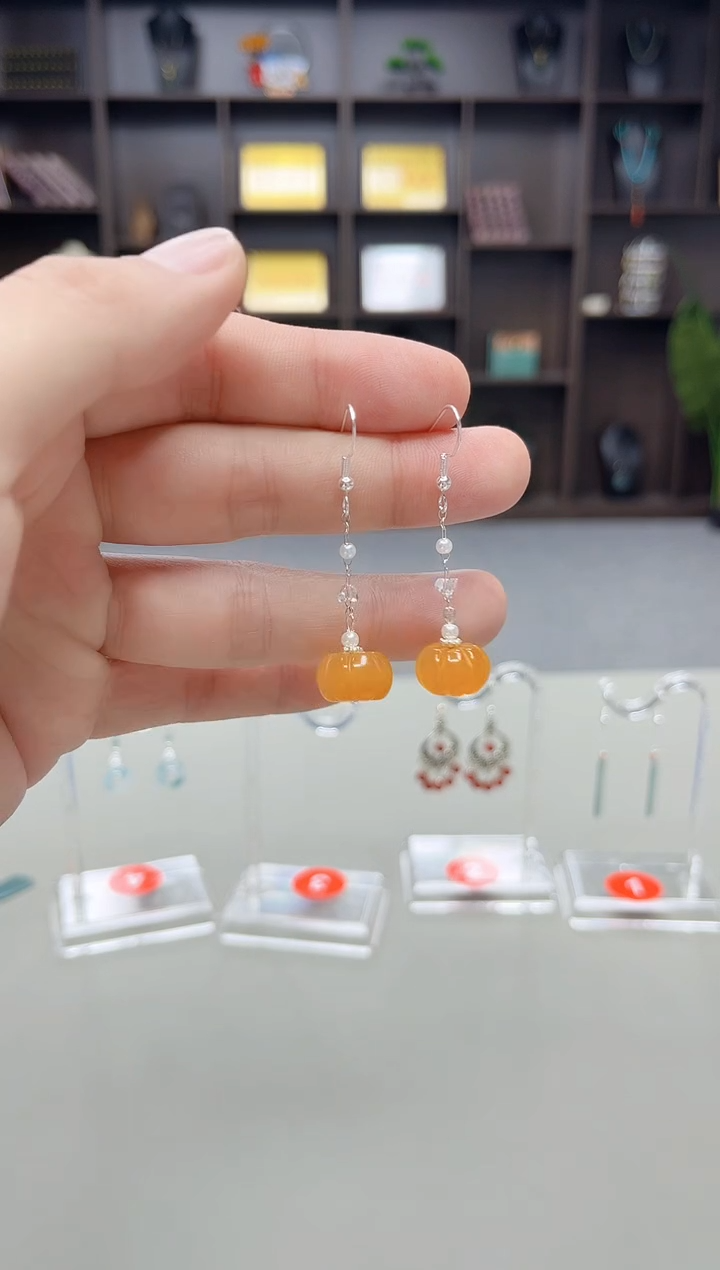 未镶嵌耳饰玛瑙/玉髓W06