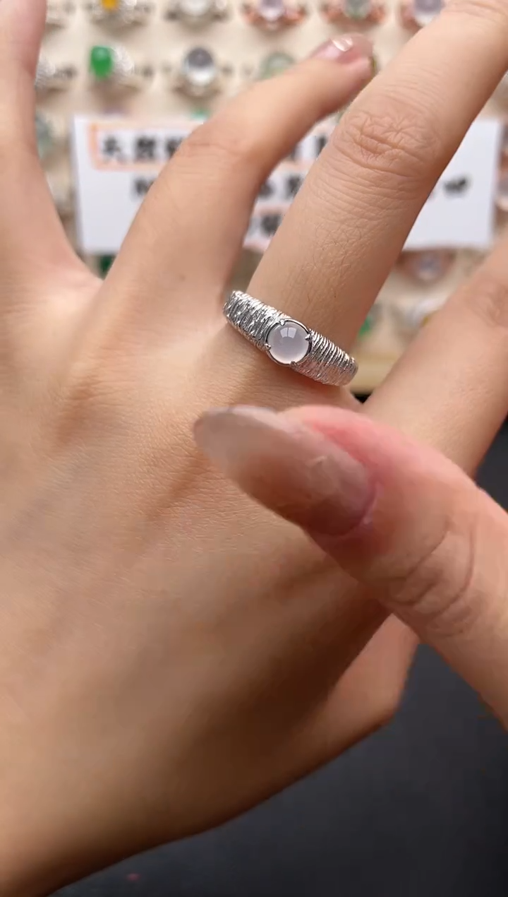 【闪购商品】翡翠戒指银S925镶嵌一物一证一礼盒