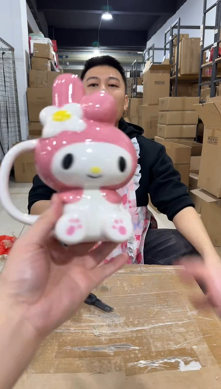 瓷片美乐蒂全身杯