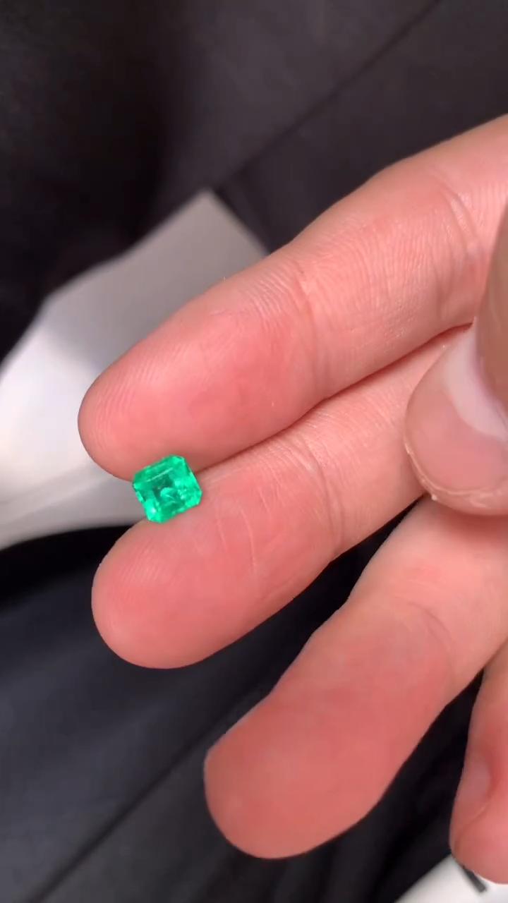 【闪购商品】祖母绿裸石未镶嵌1