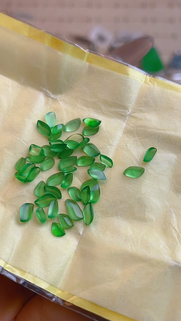 【闪购商品】定制翡翠未镶嵌天然A货翡翠182