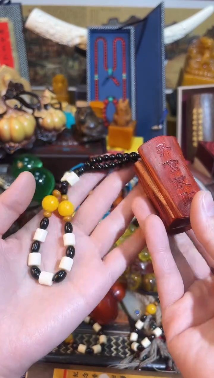 【闪购商品】蜜蜡裸石未镶嵌24业业业业业业业业