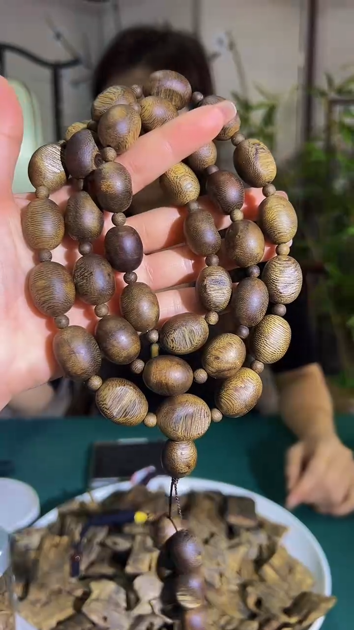 【闪购商品】沉香手串沉浮天然老料留疤多圈61