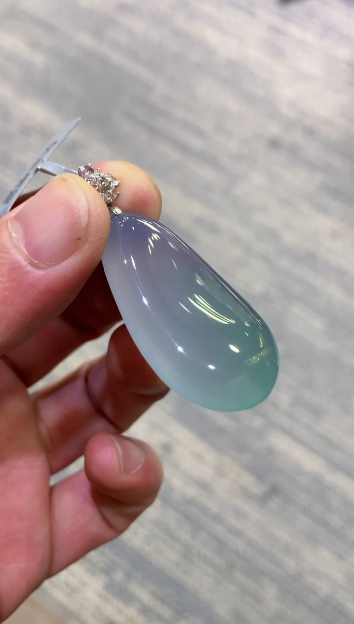 颈饰未镶嵌翡翠天然A货翡翠