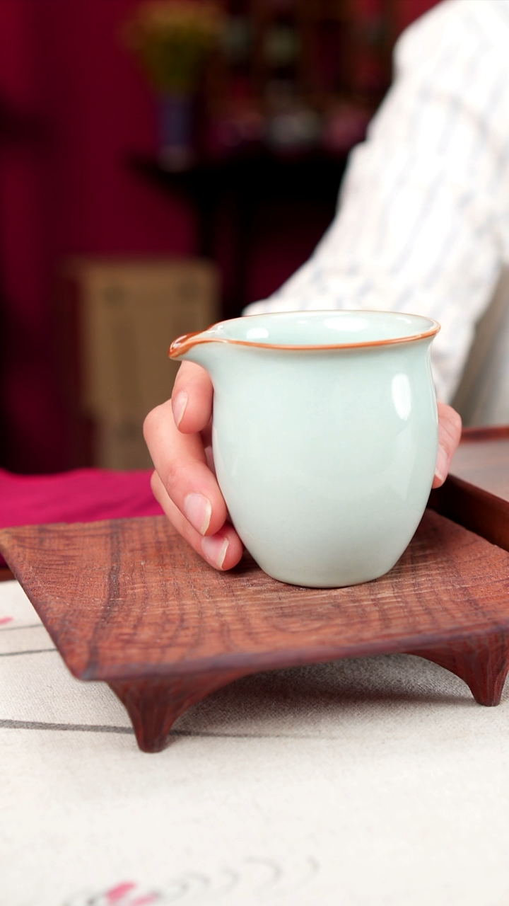 摆件钧瓷小师妹—钧瓷—信任