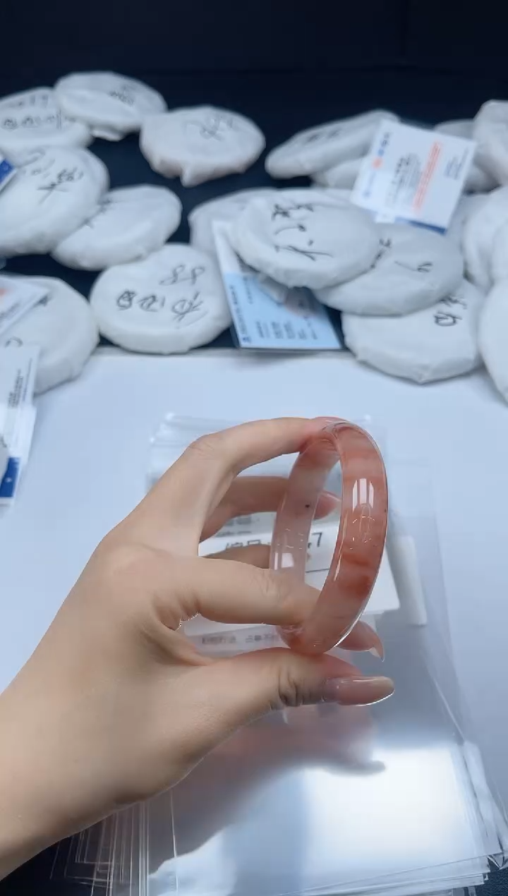 未镶嵌手镯石英质玉047-5657