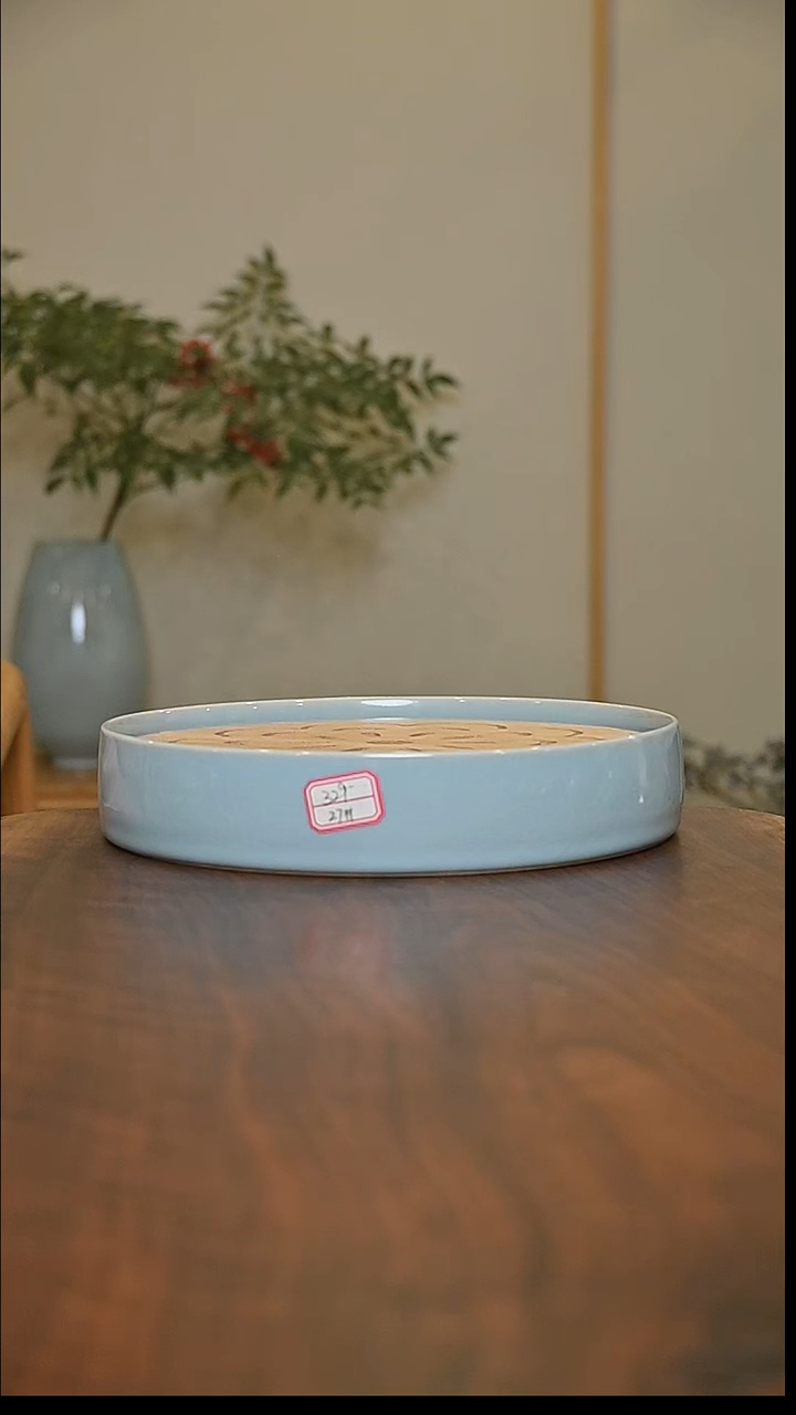 27#茶盘 天青 微瑕 朱家汝窑款
