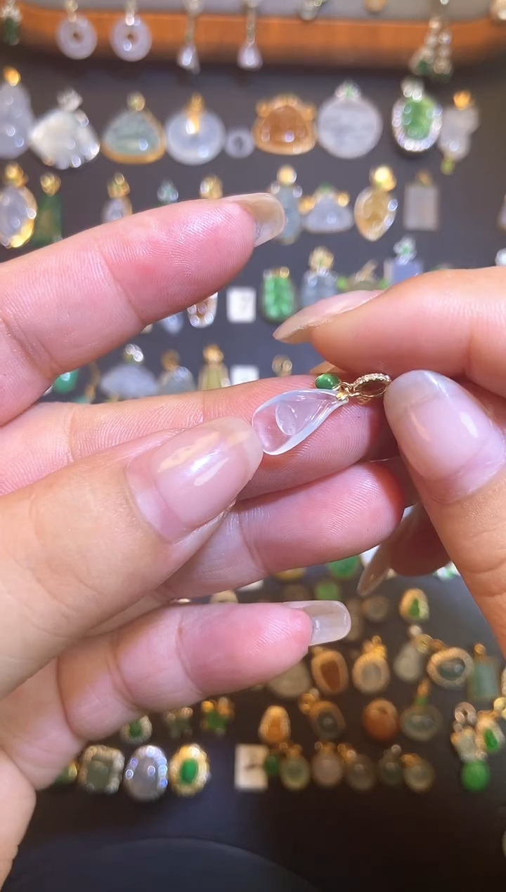 翡翠18K金镶嵌吊坠(不含链)1