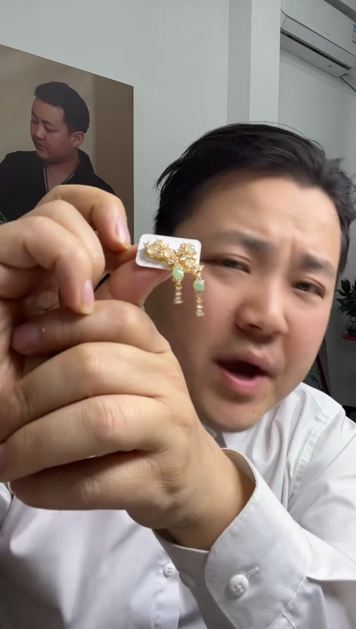 【闪购商品】翡翠耳饰未镶嵌耳环