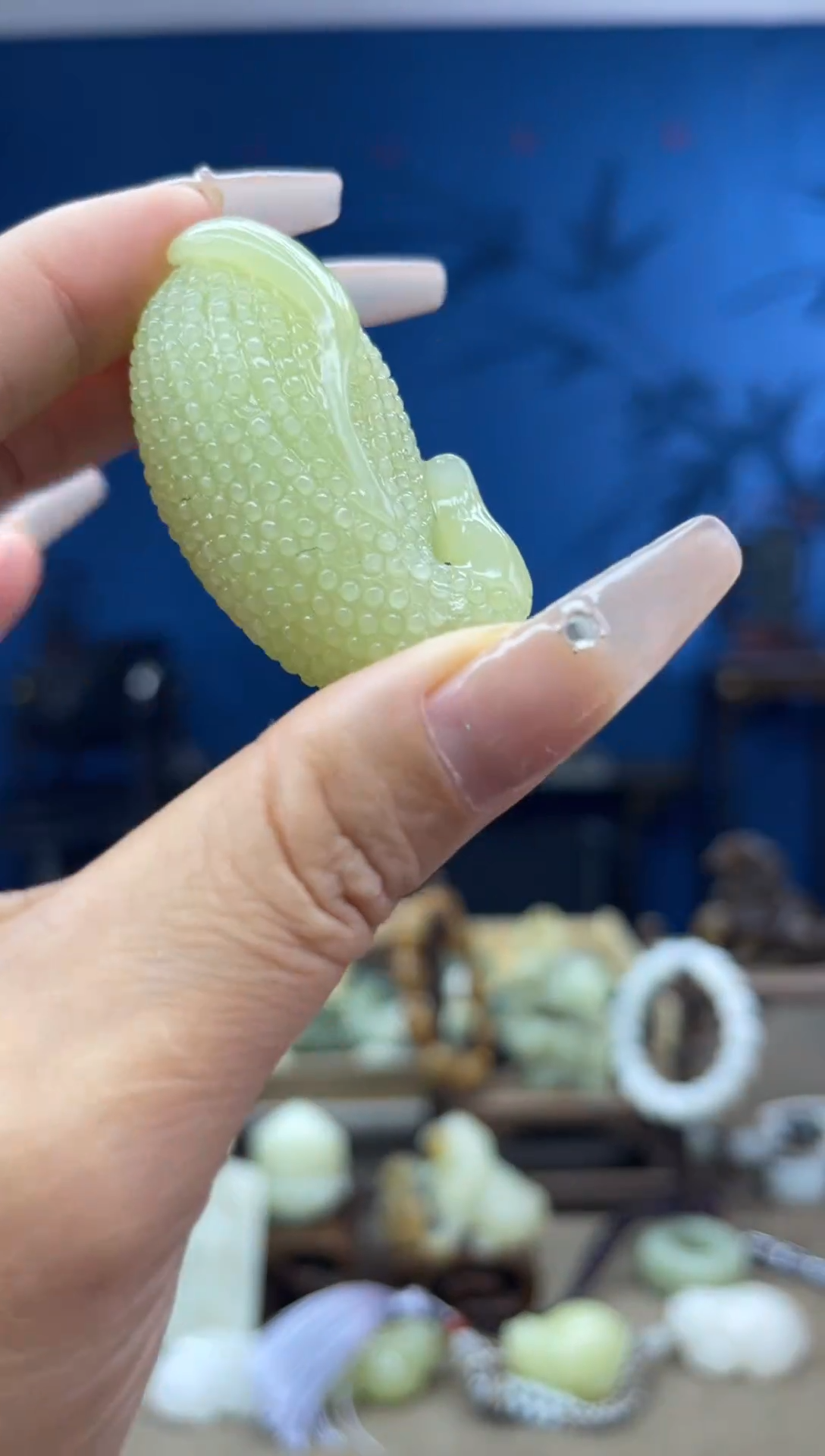 和田玉未镶嵌颈饰1