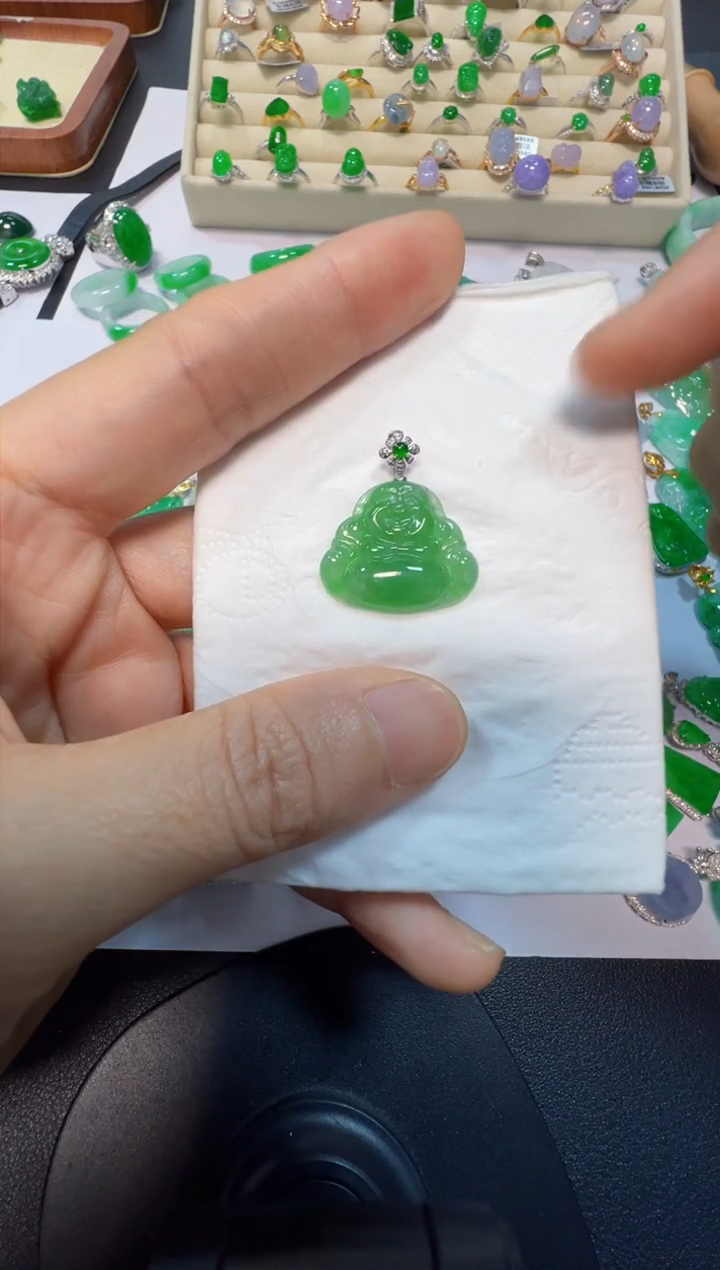吊坠(不含链)18K金镶嵌翡翠980