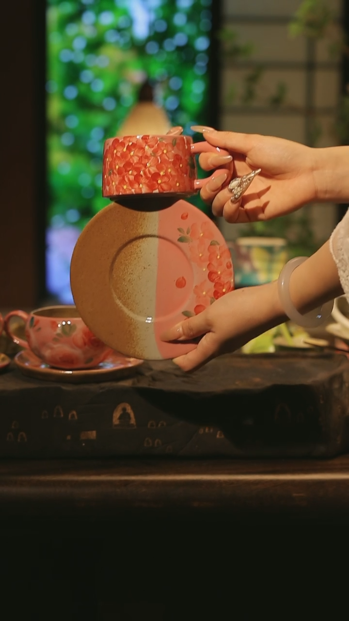 陶瓷景德镇高温手绘釉下彩设计师款式