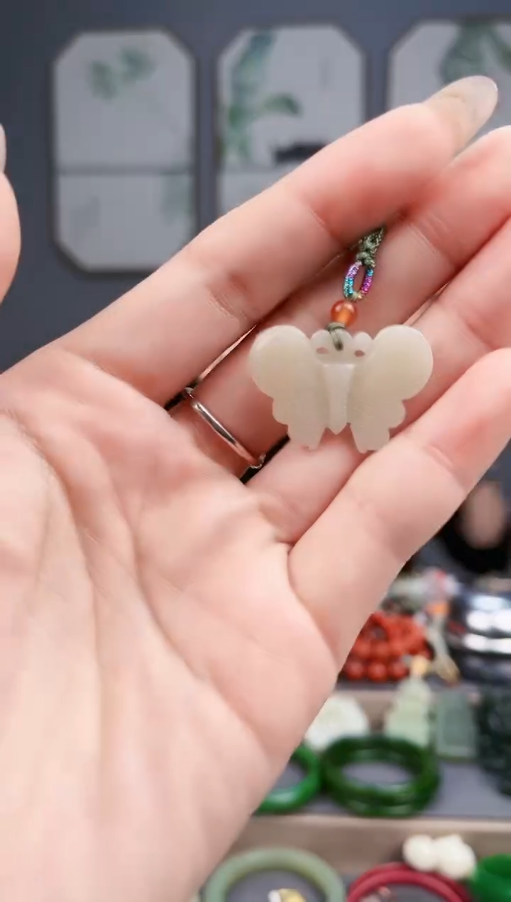 【闪购商品】和田玉颈饰未镶嵌AA多样性发货 拍一发一