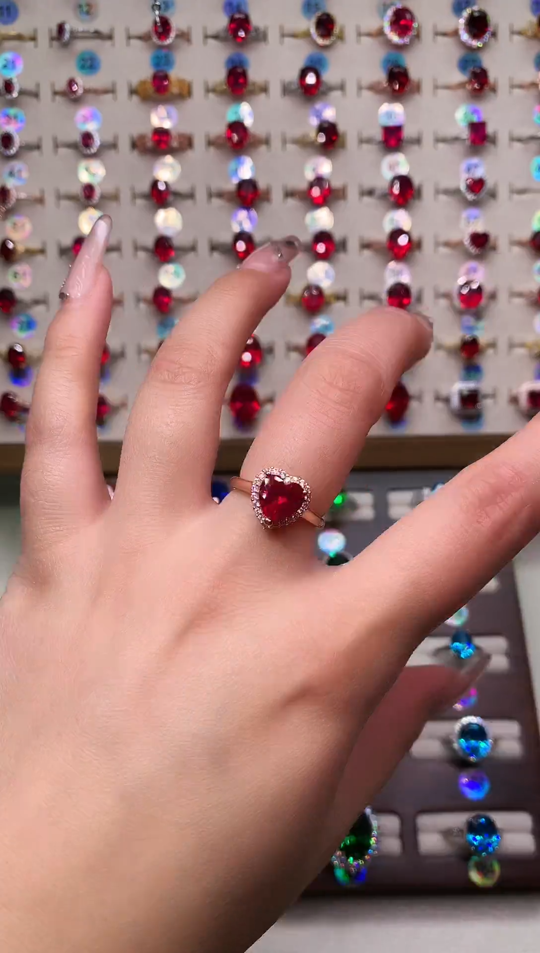 银S925镶嵌戒指红宝石心8*8 玫瑰金托