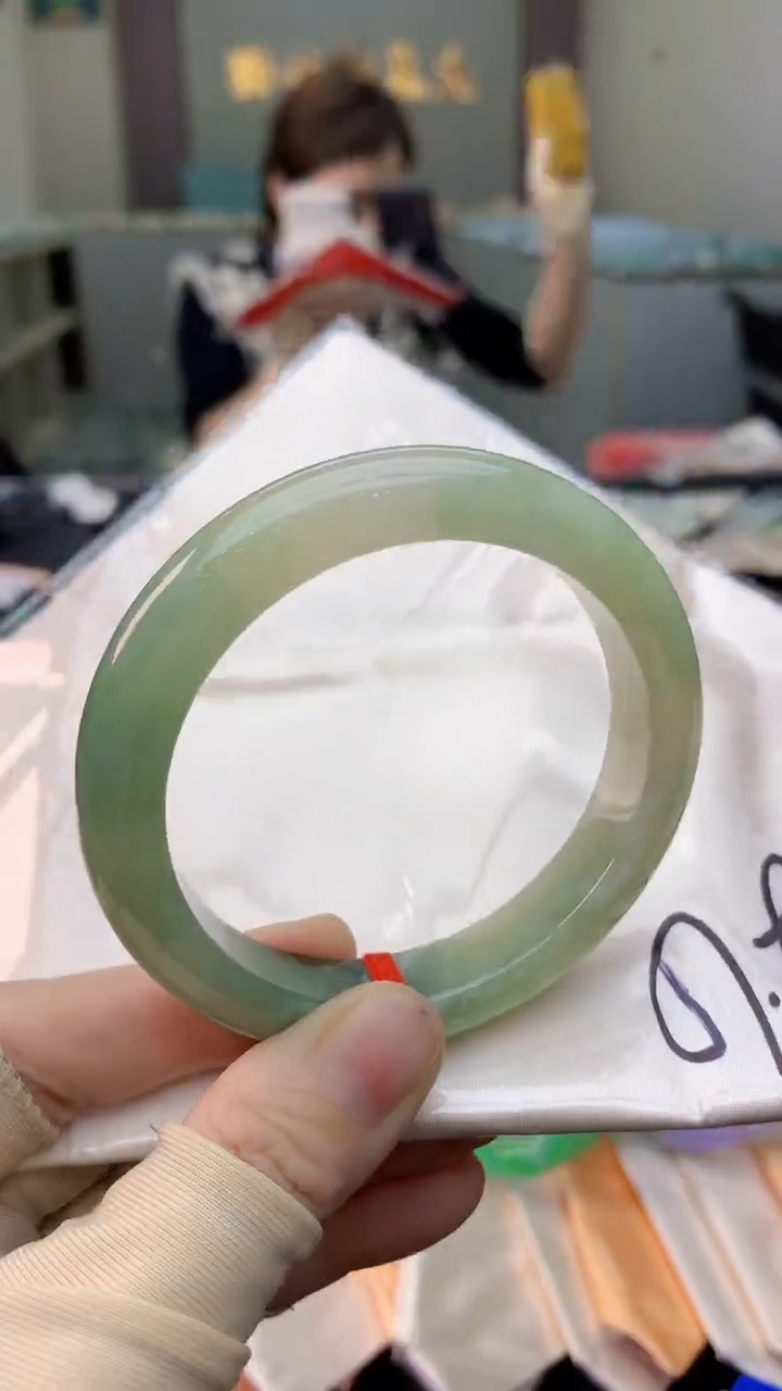 未镶嵌手镯翡翠1020673919