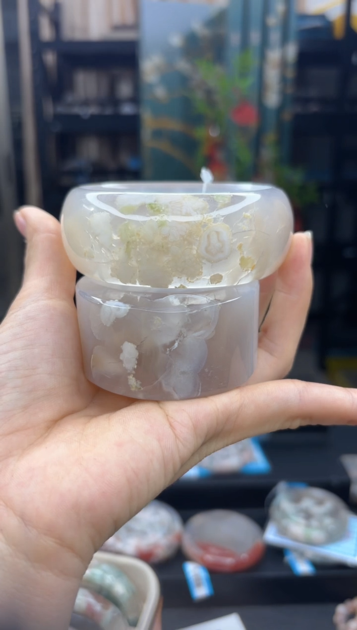 【闪购商品】石英质玉手镯未镶嵌2272（63圈赠送镯心）