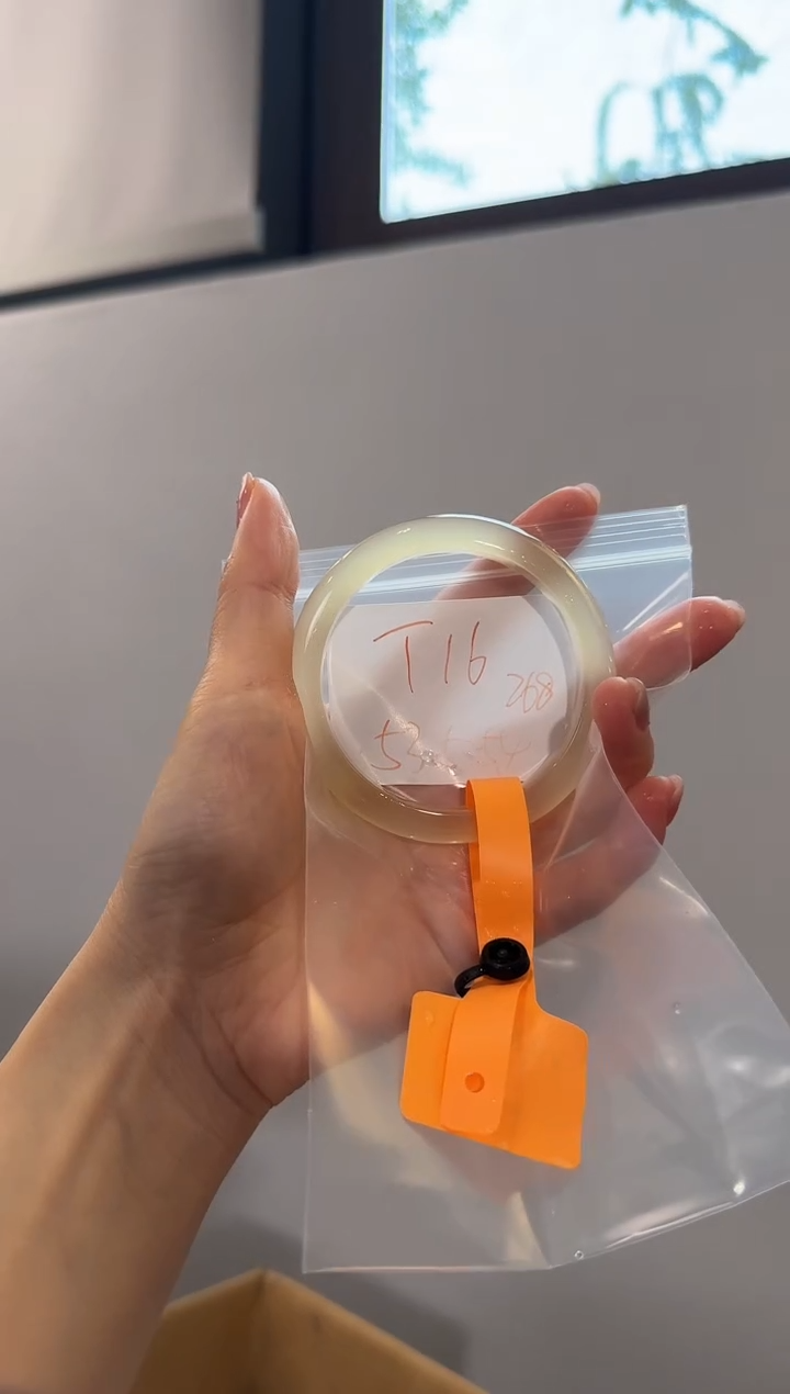 玛瑙/玉髓手镯未镶嵌K**魚T16
