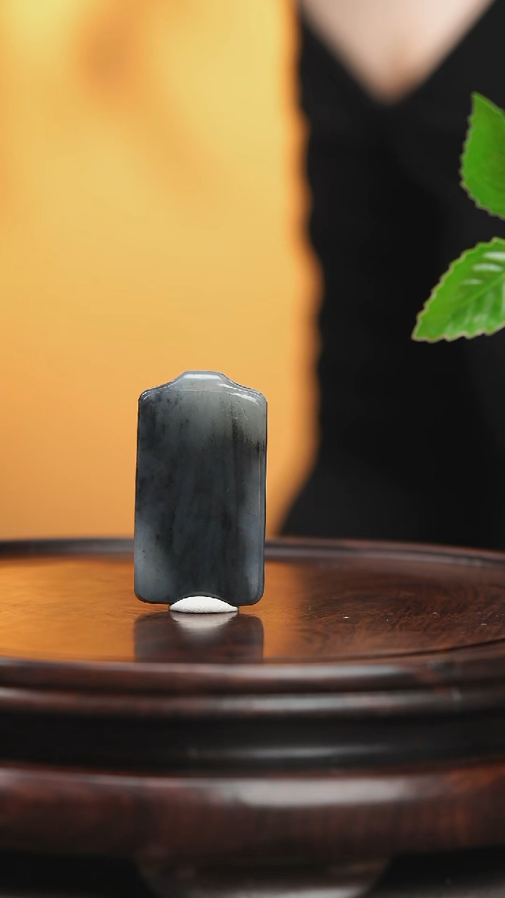 未镶嵌和田玉把件 