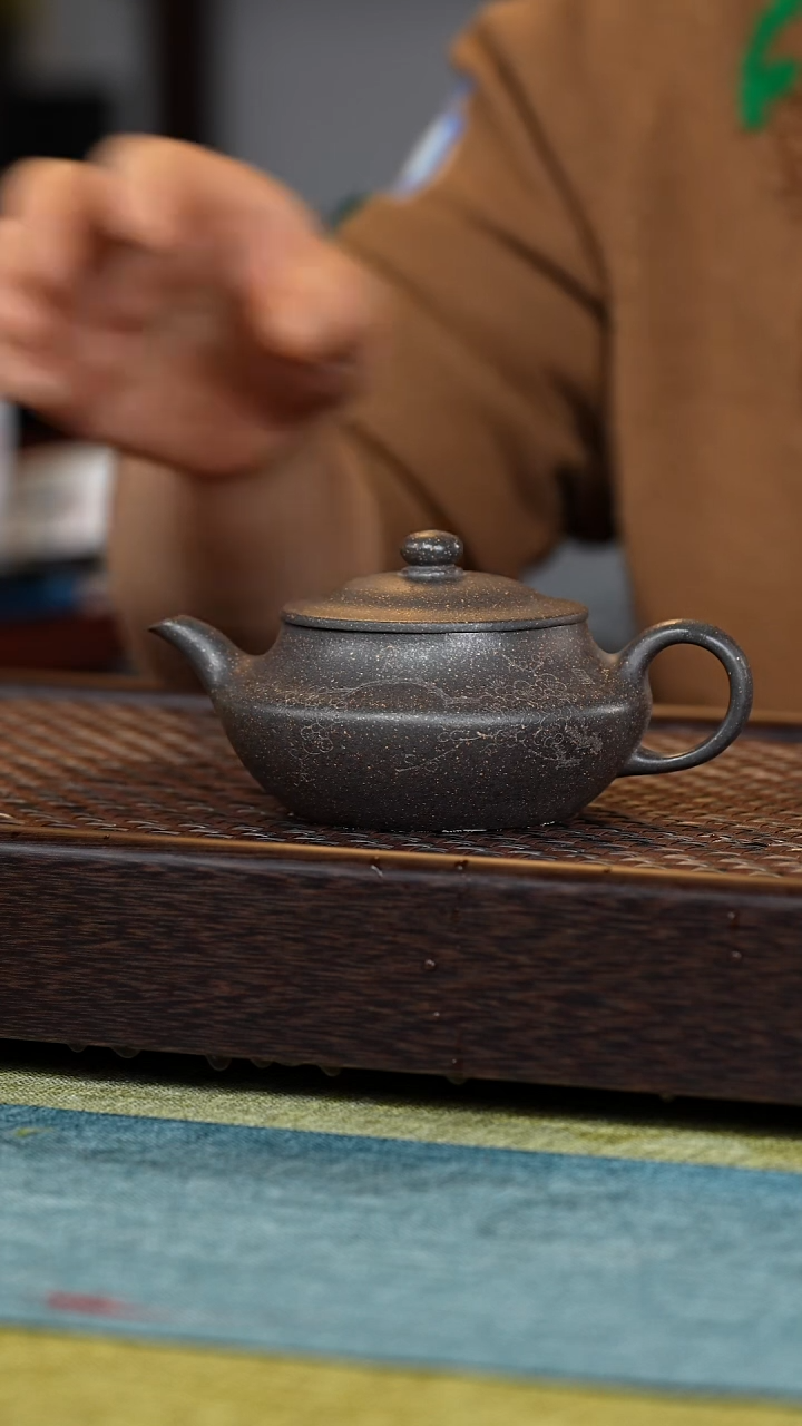 【闪购商品】紫砂茶壶扁玉200毫升