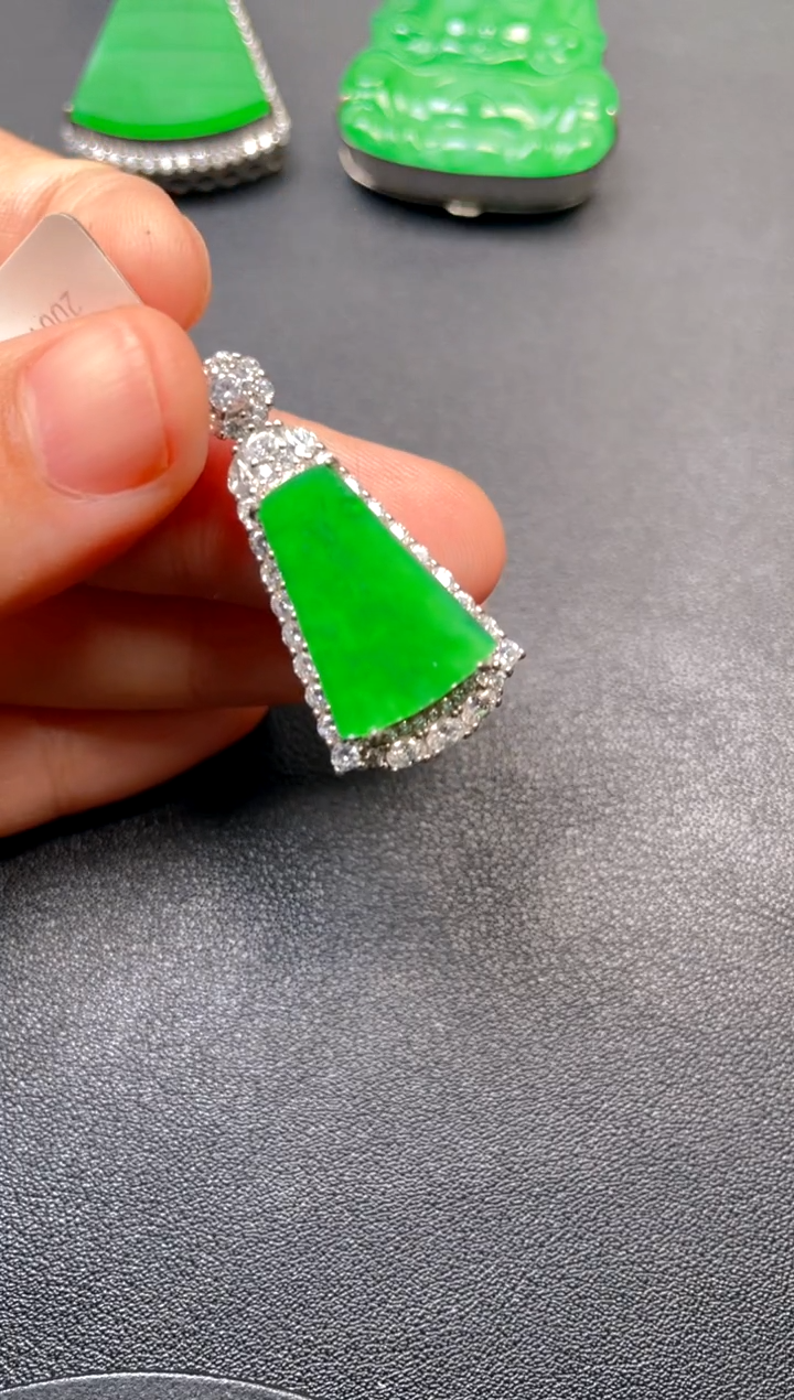 吊坠(不含链)银S925镶嵌翡翠吊坠