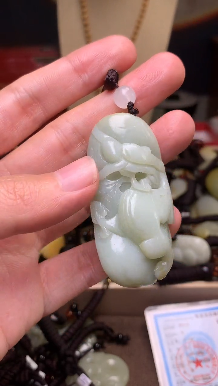 颈饰未镶嵌和田玉新疆料青海料清水和田玉吊坠