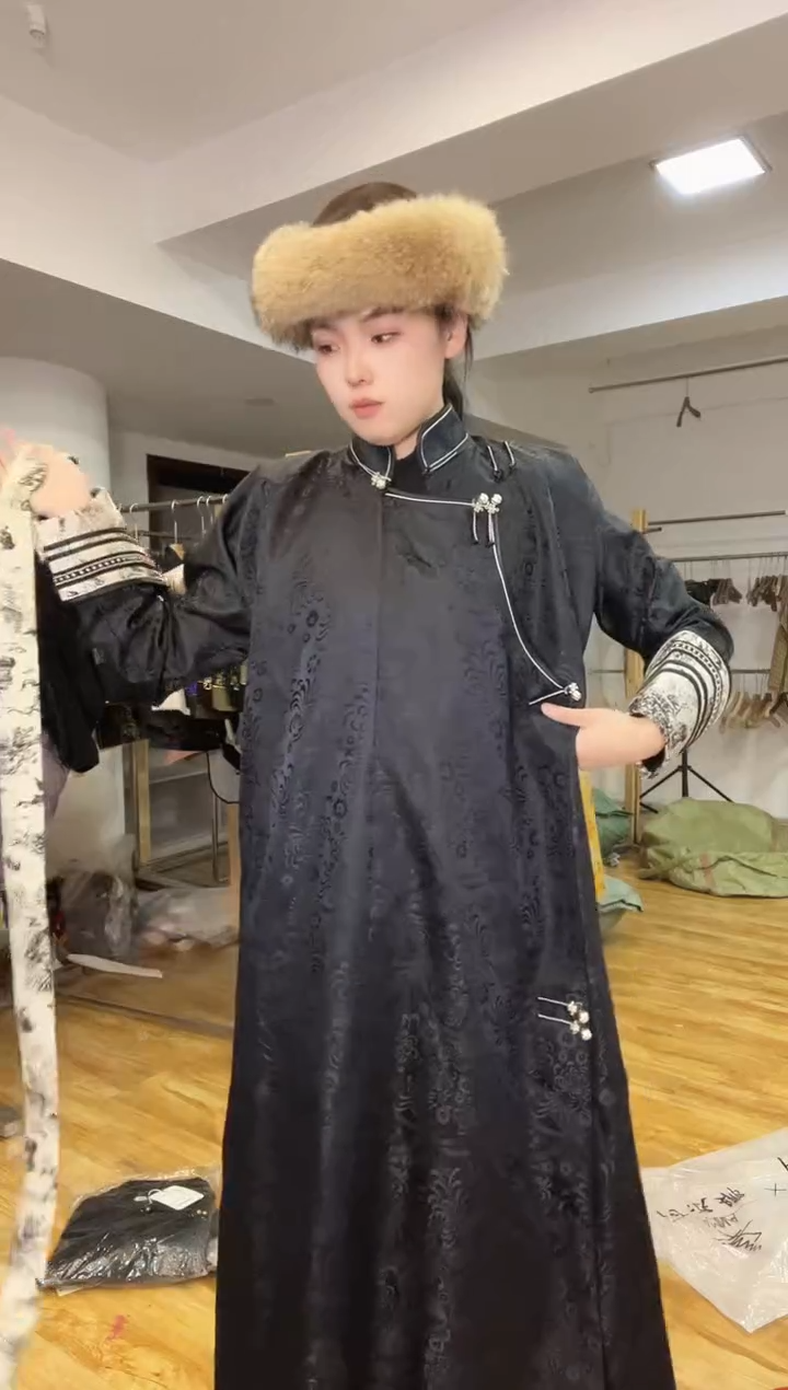 S码       120斤  袍子