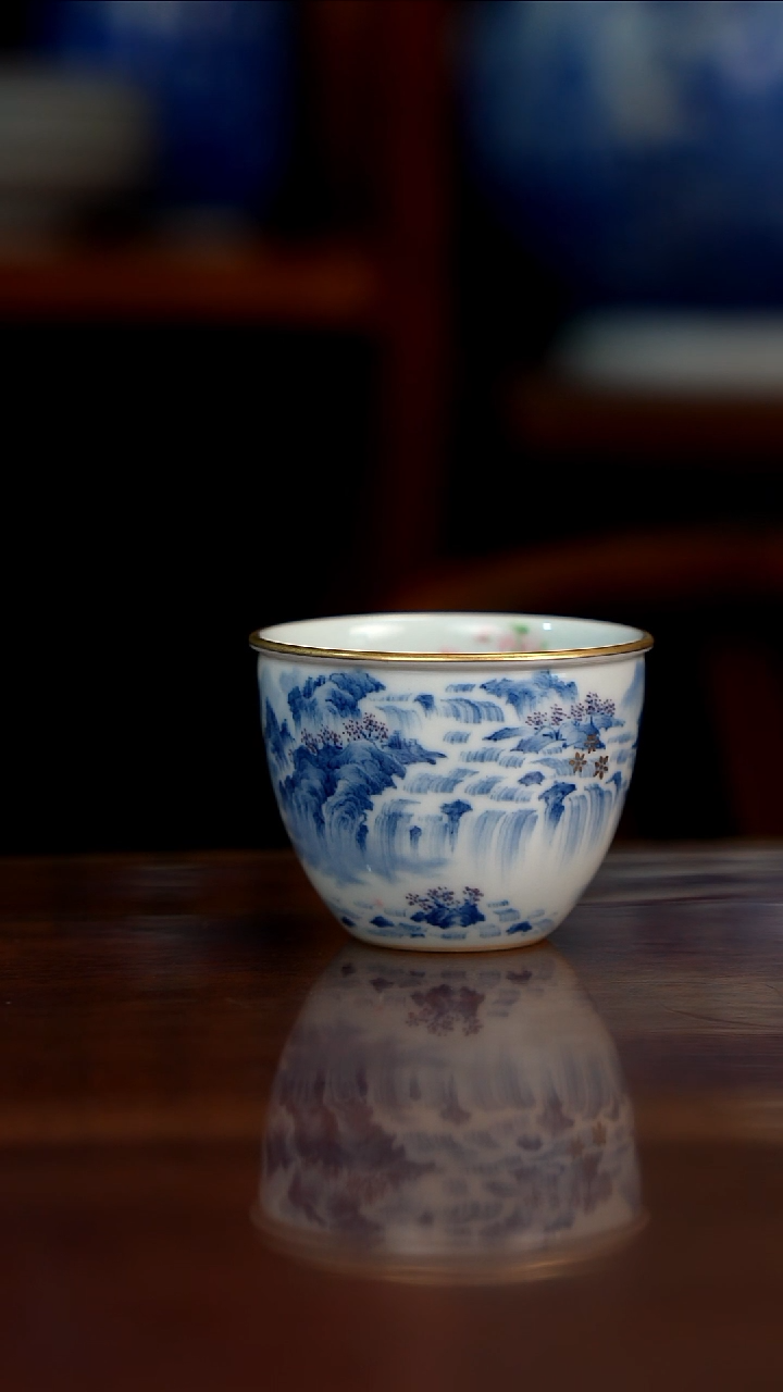 景琳藏青花北派山水