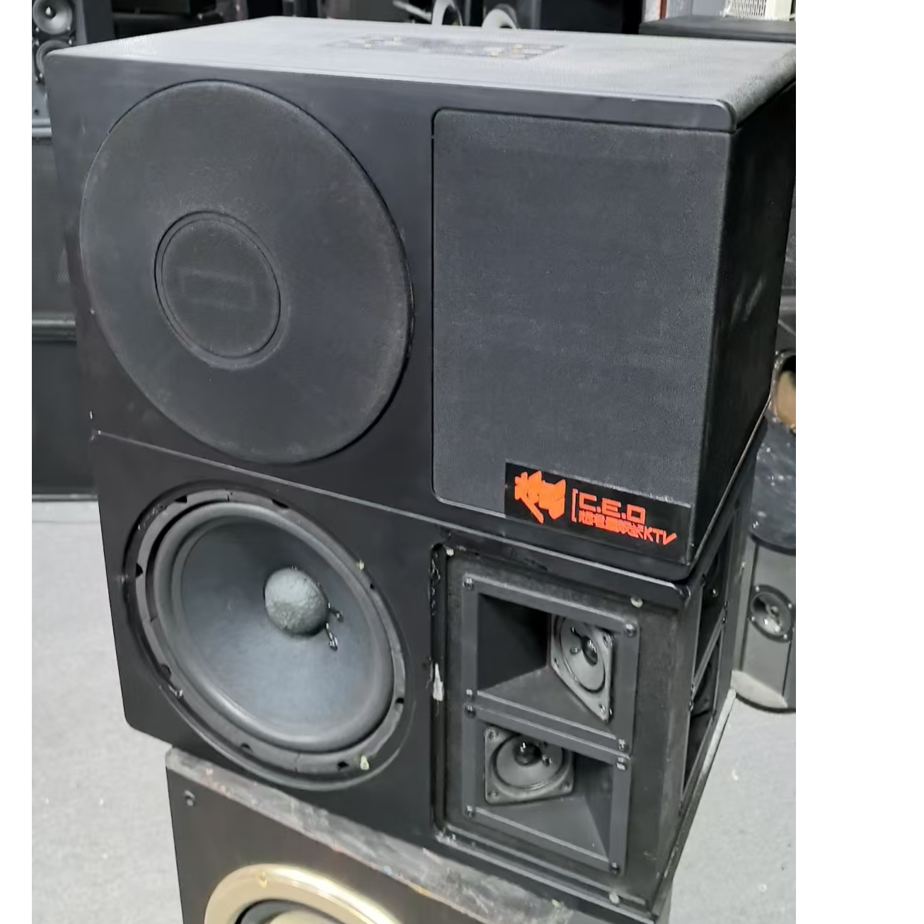 8新  10寸 4高音一对 正常出声  不包邮 运费到付