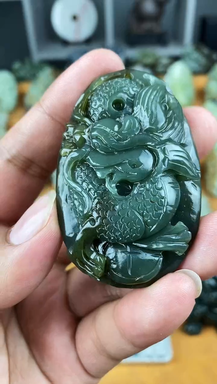 未镶嵌和田玉把件1