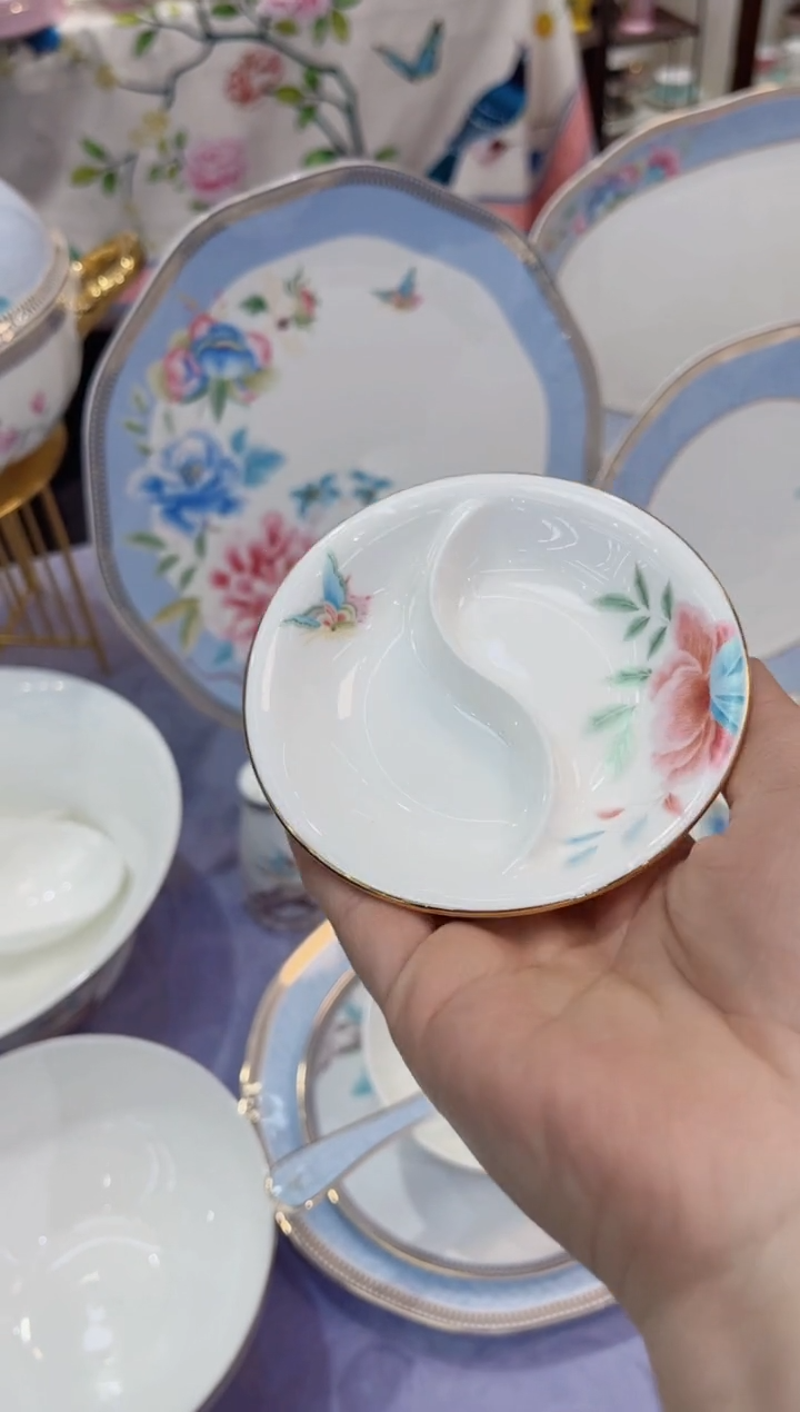 【闪购商品】骨瓷小蝶·