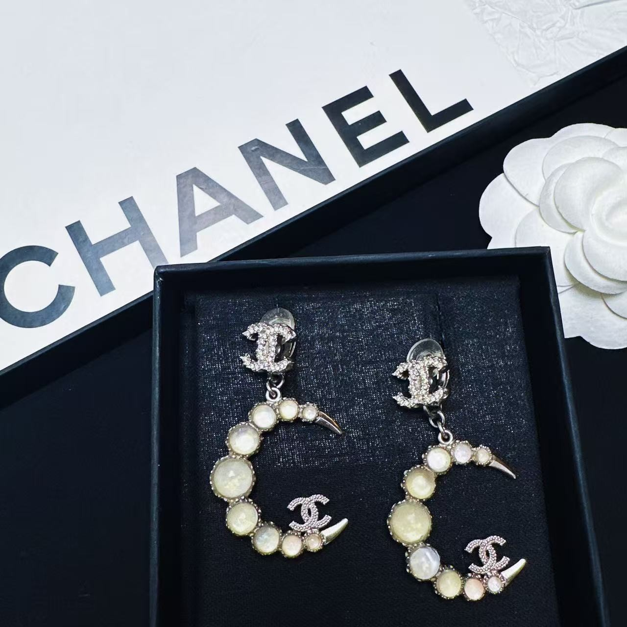 95新 Chanel/香奈儿 柚礼中古/香奈儿地控系列星月耳夹CC502007