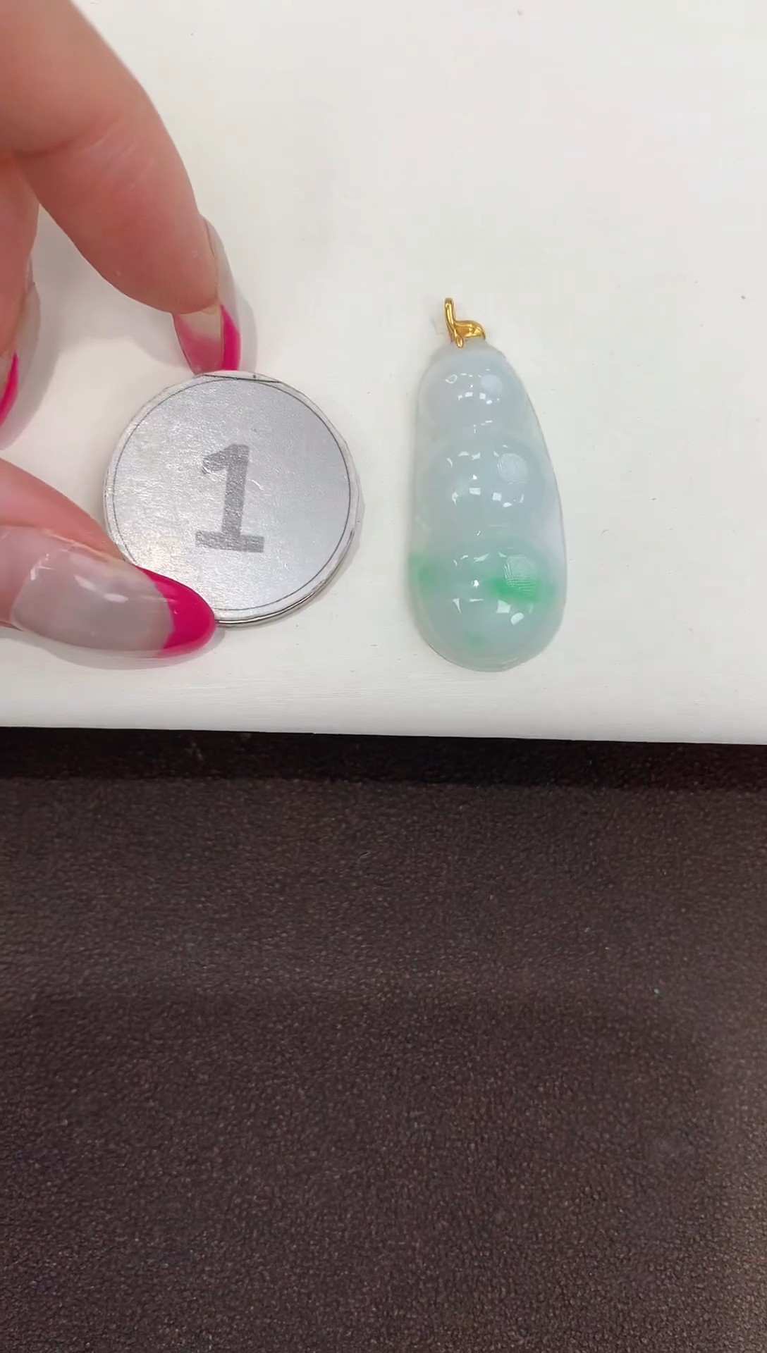 颈饰18K金镶嵌翡翠缅甸a货翡翠