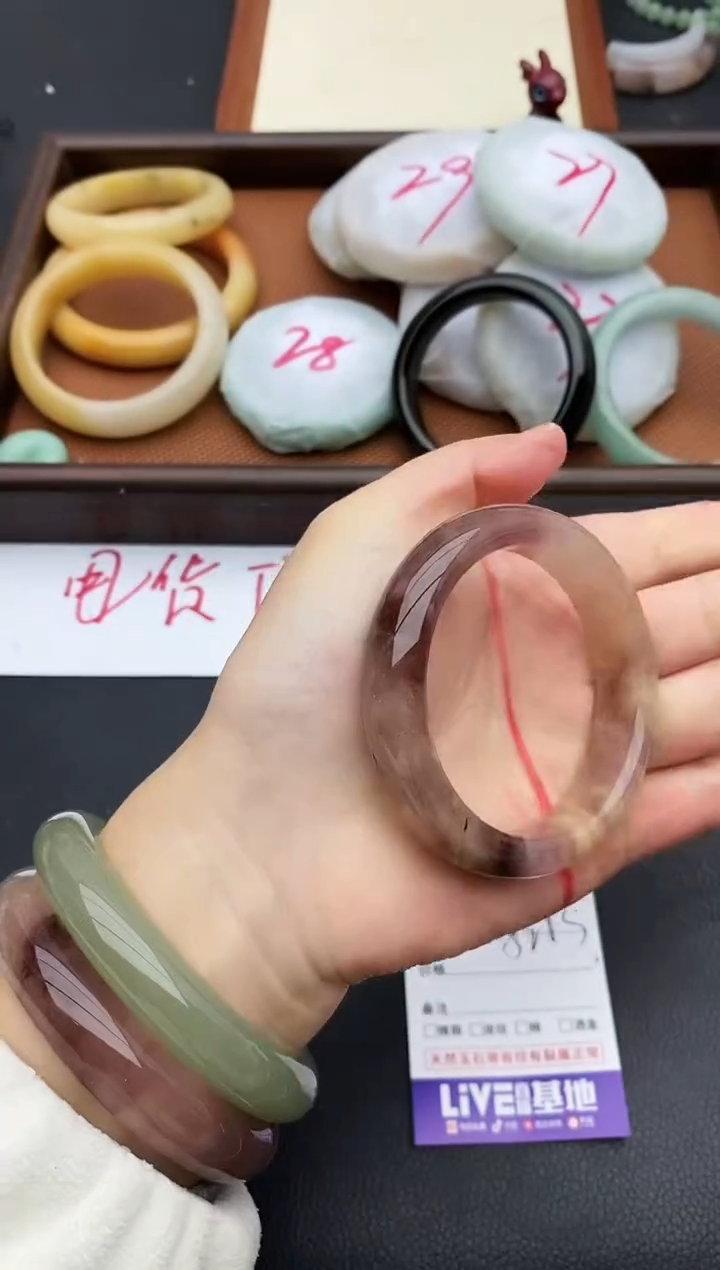 未镶嵌手镯石英质玉191+52/53