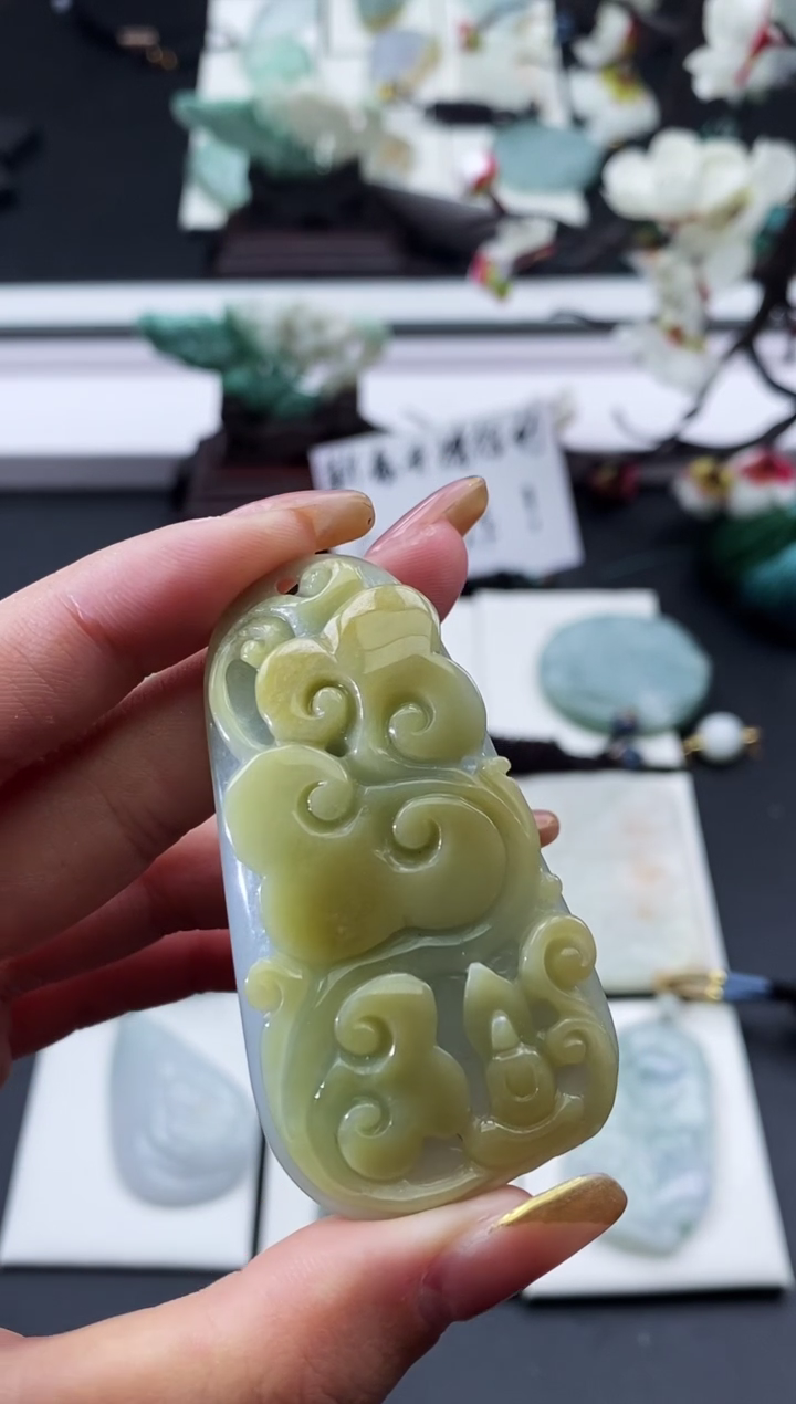 【闪购商品】翡翠吊坠(不含链)未镶嵌天然缅甸翡翠A货
