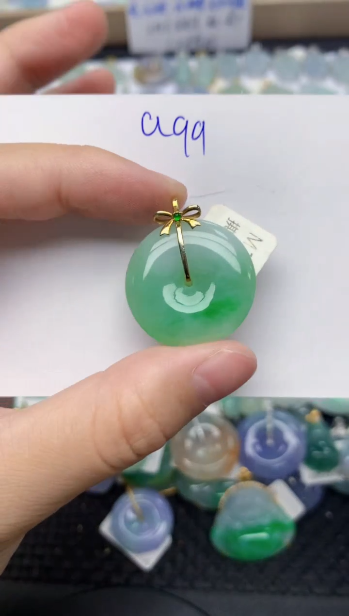 翡翠18K金镶嵌颈饰天然缅甸A货翡翠
