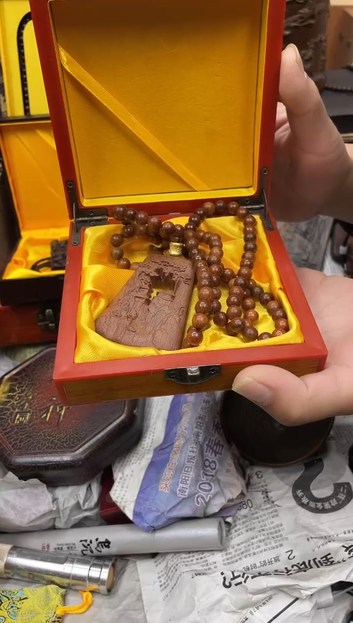 【闪购商品】大叶紫檀（黑酸枝木类）