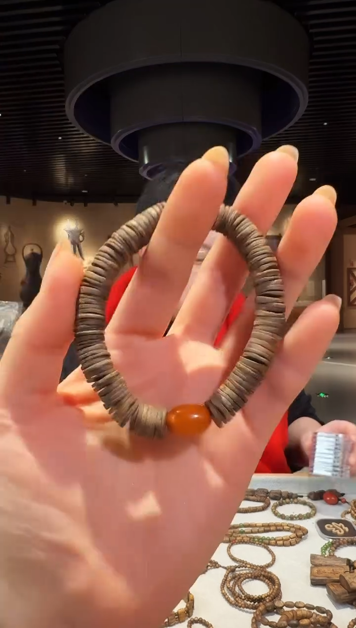 【闪购商品】沉香手串海南莺歌绿棋单圈药片珠沉水