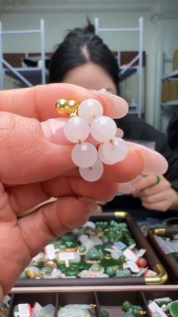 颈饰未镶嵌和田玉（多样性发货.发其一)12.07.71