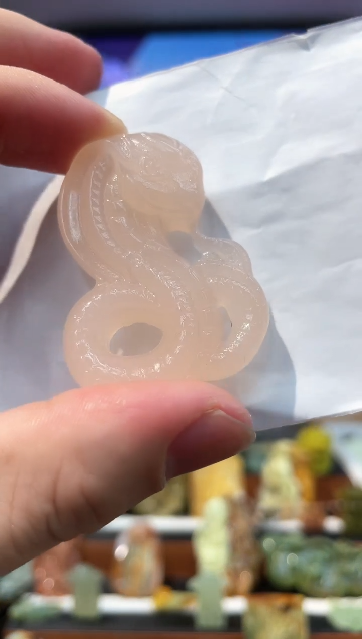 【闪购商品】石英质玉吊坠未镶嵌多样性发货*拍一发一